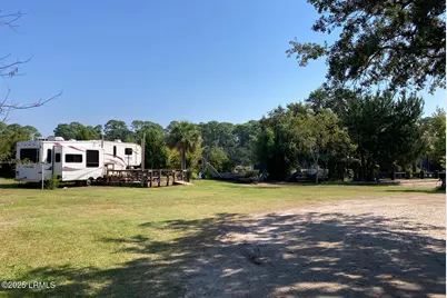 2111 Sea Island Parkway, Harbor Island, SC 29920 - Photo 21
