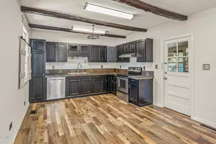 923 La Chere St, Beaufort, SC 29902 - Photo 11