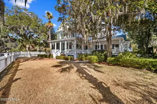 1307 Bay St, Beaufort, SC 29902 - Photo 11