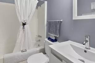 40 Folly Field Rd, Hilton Head, SC 29928 - Photo 29