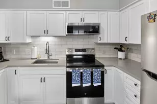 40 Folly Field Rd, Hilton Head, SC 29928 - Photo 5