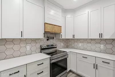 579 Sams Point Road, Beaufort, SC 29907 - Photo 15