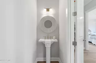 62 Wrights Point Cir, Beaufort, SC 29902 - Photo 17