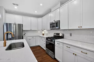 10 Mainland Lakes Dr, Bluffton, SC 29910 - Photo 5