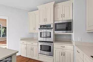 351 Long Cove Dr, Hilton Head, SC 29928 - Photo 17