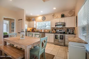 27 Davis Love Dr, Ladys Island, SC 29920 - Photo 11