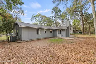 11 Wiggins Rd, Lady's Island, SC 29907 - Photo 21