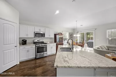 112 Lakeway Drive, Bluffton, SC 29910 - Photo 5