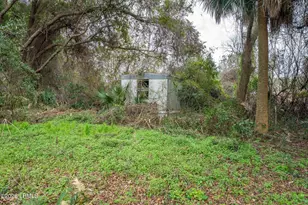 13 Sassafras Ln, Hilton Head Island, SC 29926 - Photo 11