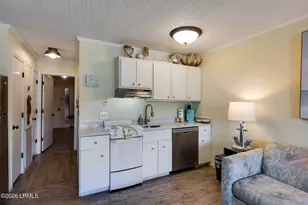 40 Folly Field Rd, Hilton Head Island, SC 29928 - Photo 11