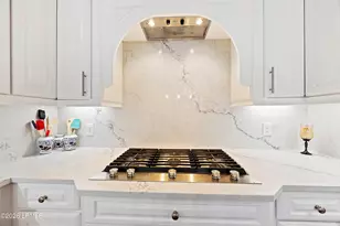 64 Crosstree Dr N, Hilton Head Island, SC 29926 - Photo 23