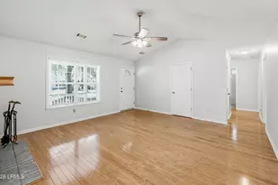 15 Star Magnolia Ct, Beaufort, SC 29907 - Photo 9