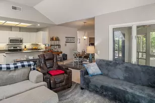 456 BB Sams Dr, Saint Helena Island, SC 29920 - Photo 9