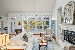 81 Dolphin Point Dr, Beaufort, SC 29907 - Photo 23