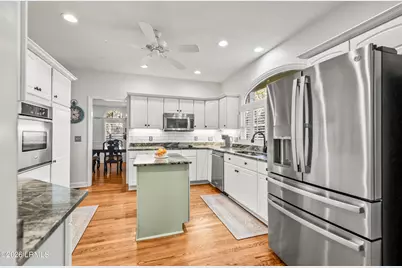 81 Dolphin Point Drive, Beaufort, SC 29907 - Photo 35