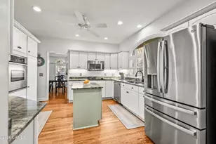 81 Dolphin Point Dr, Beaufort, SC 29907 - Photo 35