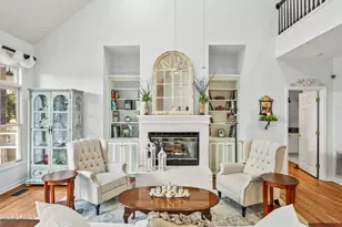 81 Dolphin Point Dr, Beaufort, SC 29907 - Photo 25