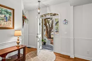 81 Dolphin Point Dr, Beaufort, SC 29907 - Photo 19