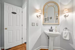 81 Dolphin Point Dr, Beaufort, SC 29907 - Photo 41