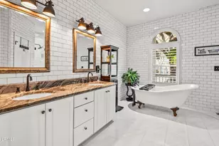 81 Dolphin Point Dr, Beaufort, SC 29907 - Photo 49