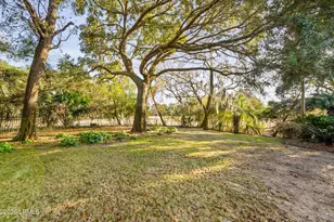 81 Dolphin Point Dr, Beaufort, SC 29907 - Photo 79