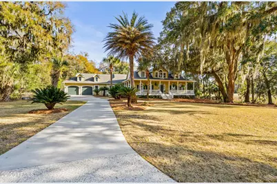 81 Dolphin Point Drive, Beaufort, SC 29907 - Photo 1