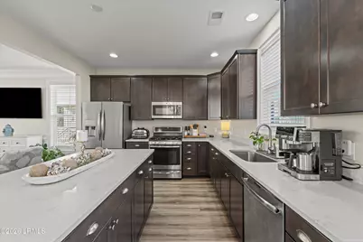 61 Hammock Oaks Circle, Hilton Head Island, SC 29926 - Photo 15