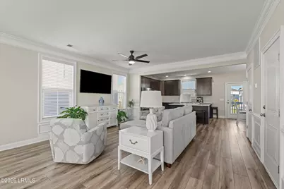 61 Hammock Oaks Circle, Hilton Head Island, SC 29926 - Photo 7