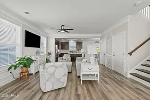 61 Hammock Oaks Cir, Hilton Head, SC 29926 - Photo 5