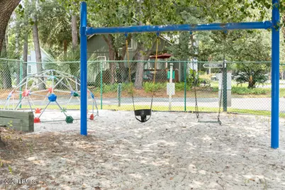 15 Pine Burr Road E #18, Hilton Head Island, SC 29926 - Photo 63