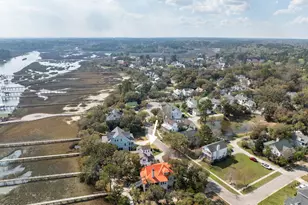 25 Petigru Dr, Beaufort, SC 29902 - Photo 9