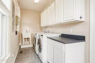 25 Petigru Dr, Beaufort, SC 29902 - Photo 23