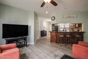 19 Lemoyne Ave, Hilton Head, SC 29928 - Photo 11