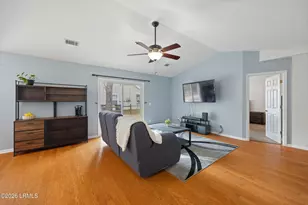 18 Royal Star Dr, Beaufort, SC 29907 - Photo 5