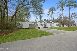18 Royal Star Dr, Beaufort, SC 29907 - Photo 3