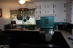 626 N Railroad Ave, Brunson, SC 29911 - Photo 13