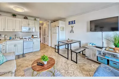 40 Folly Field Road #B130, Hilton Head, SC 29928 - Photo 7