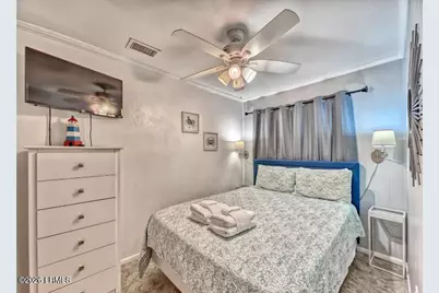 40 Folly Field Road #B130, Hilton Head, SC 29928 - Photo 15