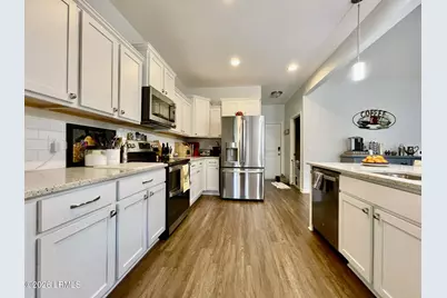 126 Minning Loop, Richmond Hill, GA 31324 - Photo 9