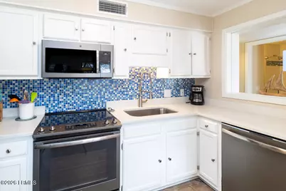 40 Folly Field Road #339, Hilton Head, SC 29928 - Photo 3