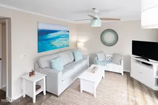 40 Folly Field Rd, Hilton Head, SC 29928 - Photo 15