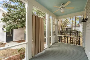 611 Huguenin Dr, Beaufort, SC 29902 - Photo 15