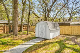 8 Blythewood Rd, Beaufort, SC 29907 - Photo 9