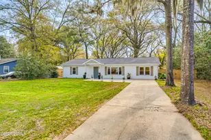 8 Blythewood Rd, Beaufort, SC 29907 - Photo 13