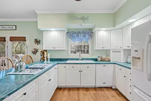 25 Sea Gull Dr, Beaufort, SC 29907 - Photo 9