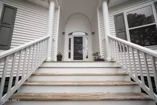 99 Tuscarora Ave, Beaufort, SC 29907 - Photo 3