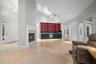 99 Tuscarora Ave, Beaufort, SC 29907 - Photo 5