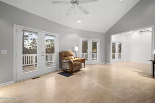 99 Tuscarora Ave, Beaufort, SC 29907 - Photo 7