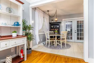 710 Ribaut Rd, Beaufort, SC 29902 - Photo 3