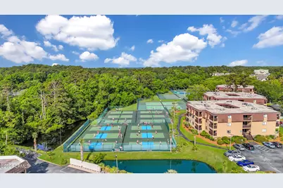 40 Folly Field Road #B114, Hilton Head, SC 29928 - Photo 33